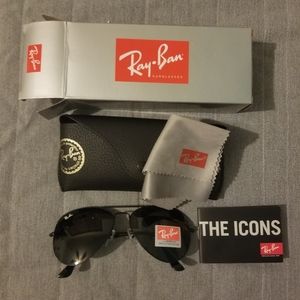 Ray-Ban Aviator sunglasses